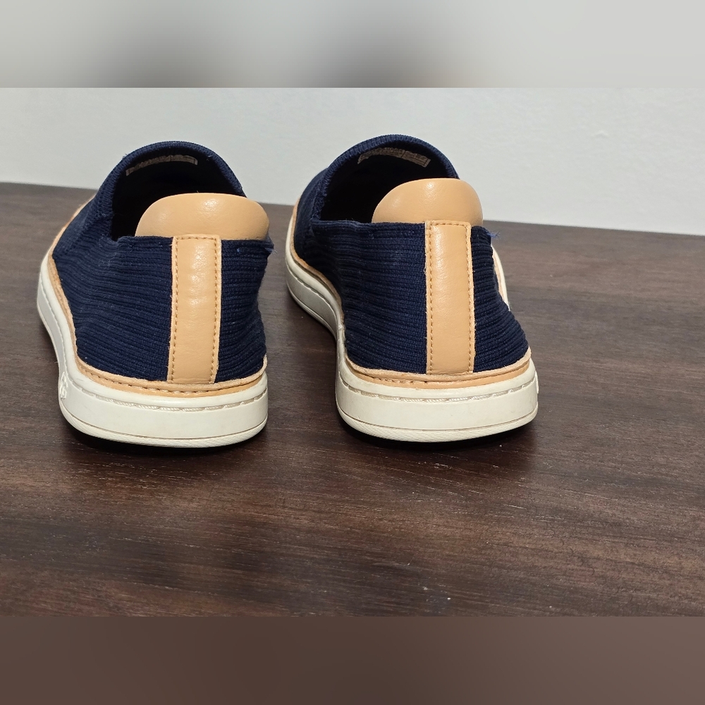 UGG Sammy Wavy Slip-on Sneaker Women's Size 7.5 - Picture 8 of 10